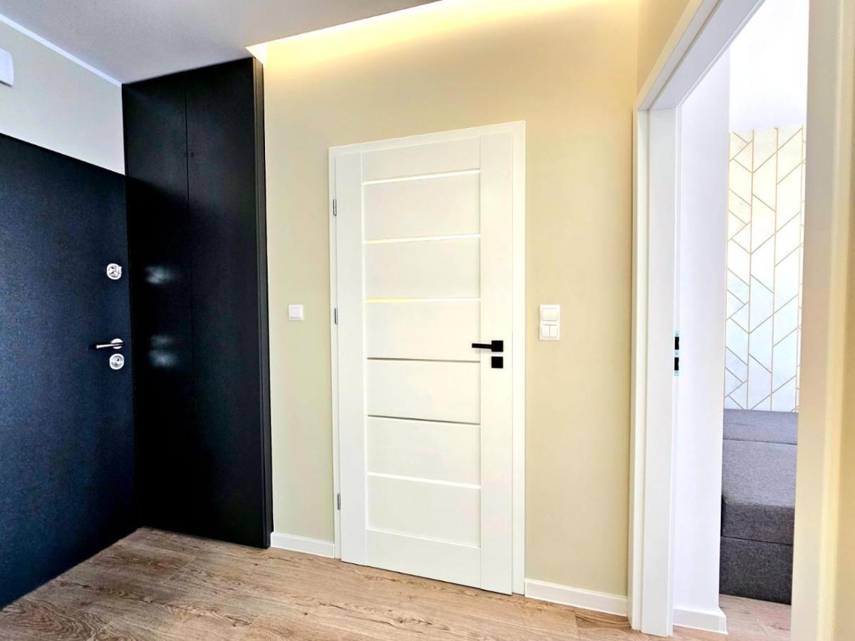 Nowy Apartament 53 Z Klimatyzacja Apartamento Iława Exterior foto